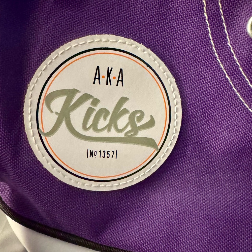 Purple purse sneaker - Picture 8 of 9